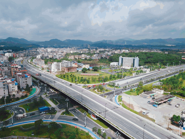 https://www.gdufs.edu.cn/__local/0/D2/5E/5B05973C55A2EF67D83C584124E_D7F6C7D5_E652B.gif