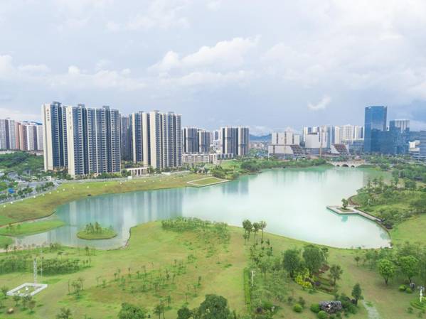 https://www.gdufs.edu.cn/__local/C/25/08/E4C3A5CEBA1BCF9ABD57FC84259_27C0733E_18076.png